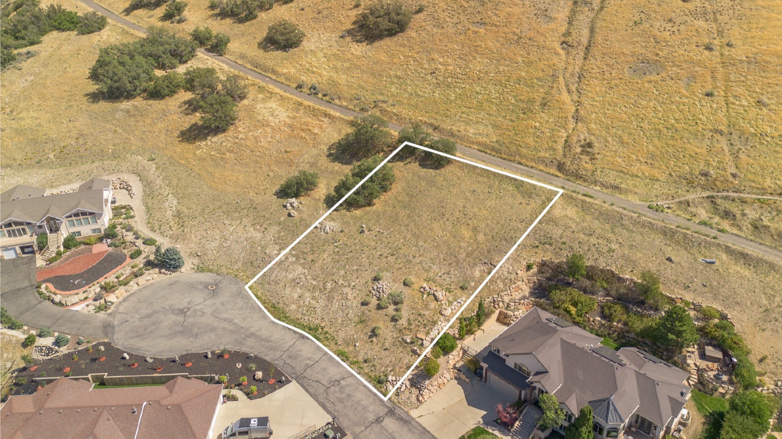 1144 N Twickenham Drive, photo 3